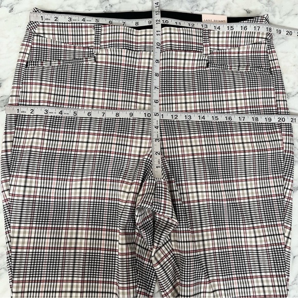 NWT Old Navy Slim Capri 4-Season Pant in Plaid White Black Pink Plus Size 16 - Picture 9 of 15
